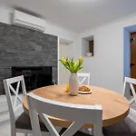 Tonka Apartman *