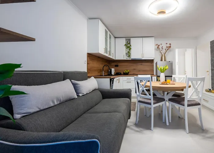 Tonka Lejlighed Ston